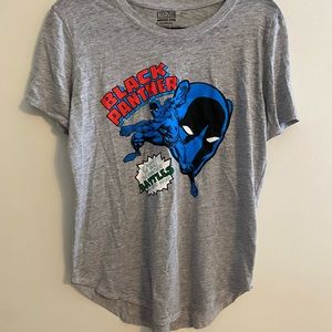 Marvel Black Panther Short Sleeve Gray T-Shirt Size Large